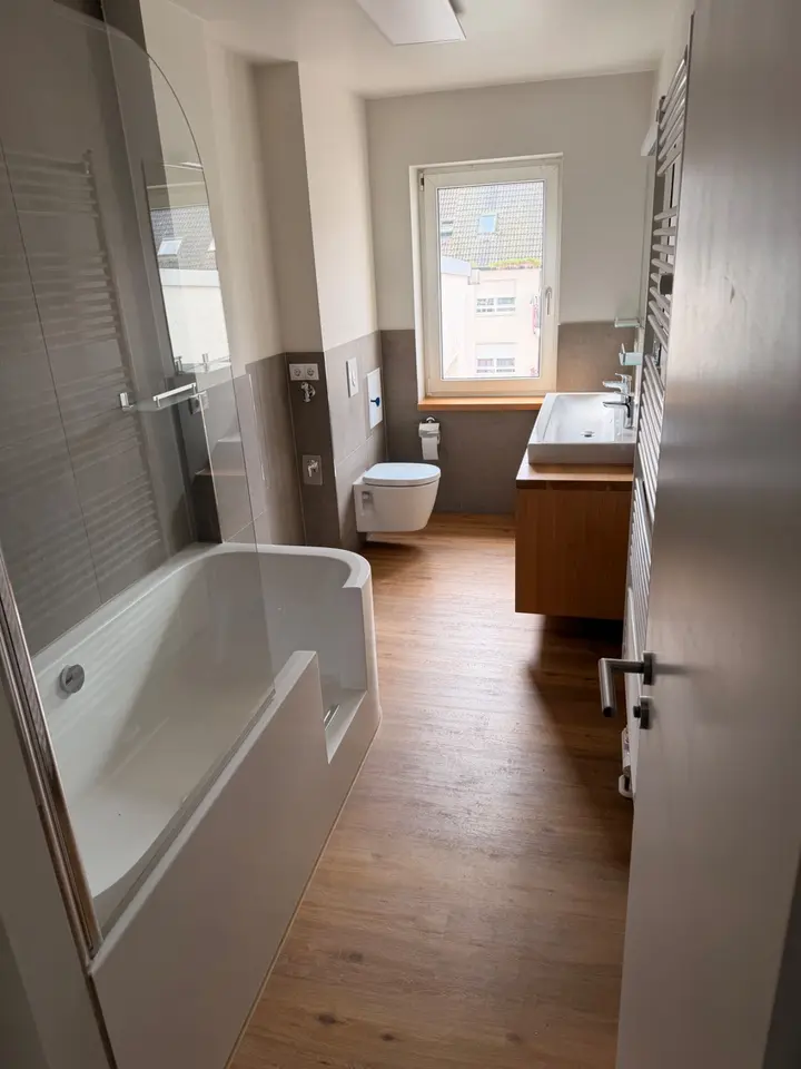 4 Zimmer Wohnung mit 100 m² in Zwickau – Bild 5