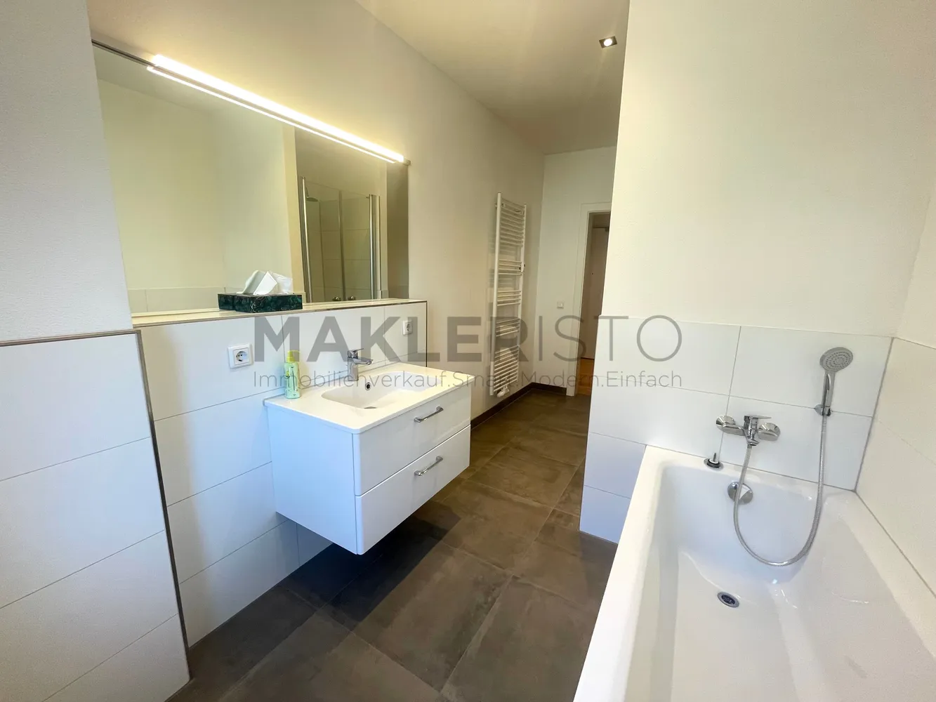 2 Zimmer Wohnung mit 70 m² in Dresden – Bild 9