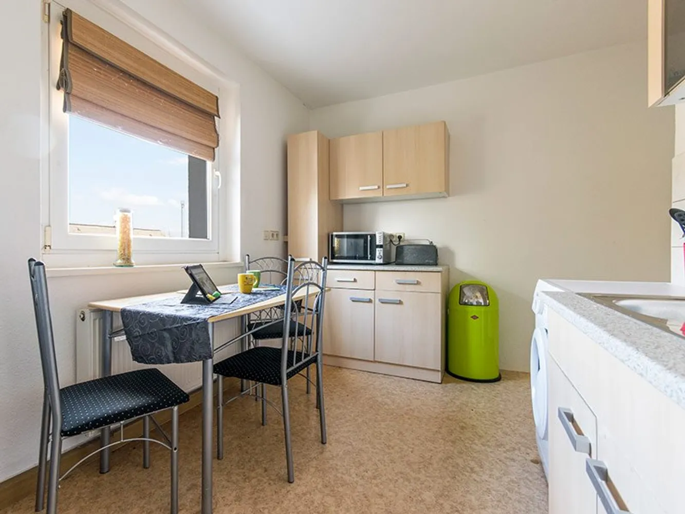 1 Zimmer Wohnung mit 28 m² in Merseburg – Bild 2