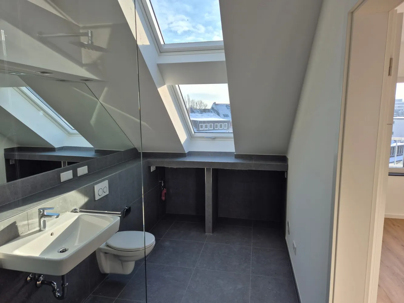 2 Zimmer Wohnung mit 77 m² in Düsseldorf – Bild 12