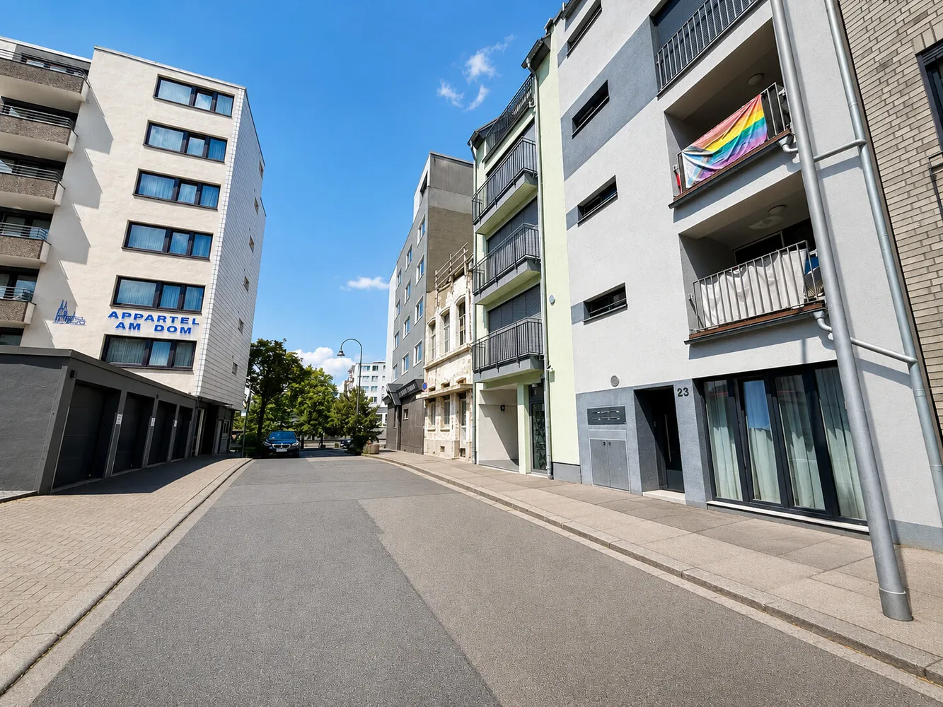 2 room apartment with 40 m² in Cologne – Photo 4