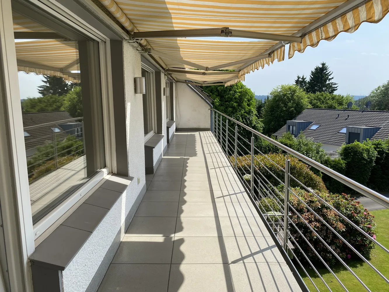 3 Zimmer Wohnung mit 110 m² in Solingen – Bild 2