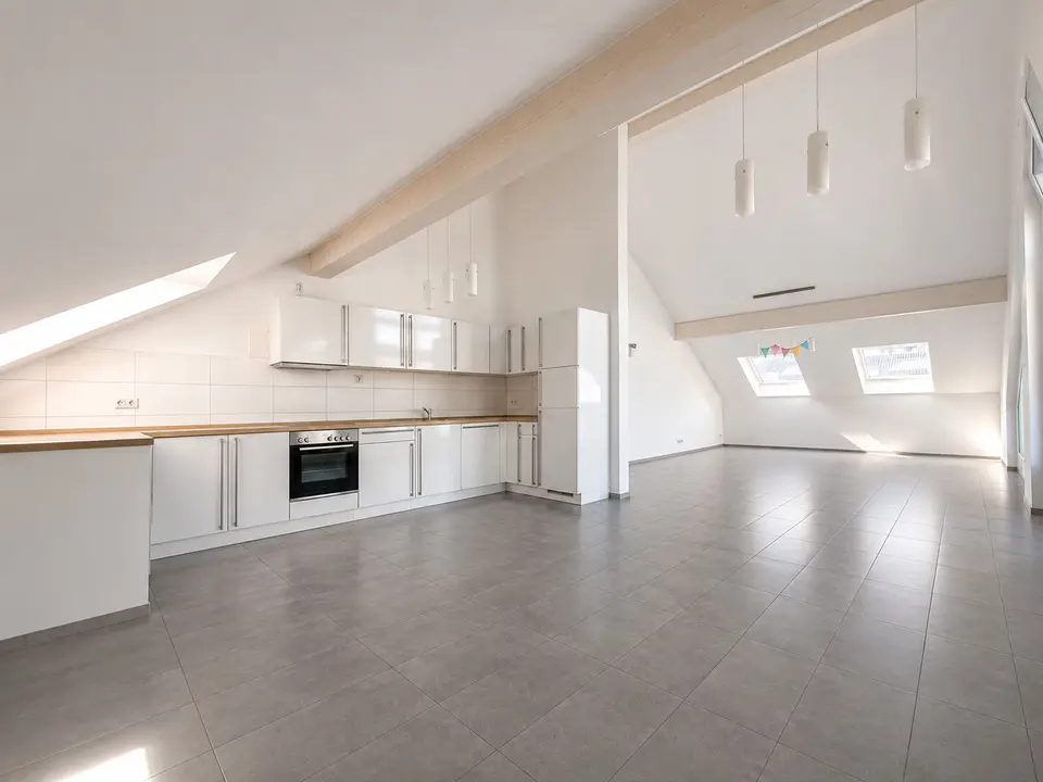 5 Zimmer Wohnung mit 142 m² in Ludwigsburg – Bild 3