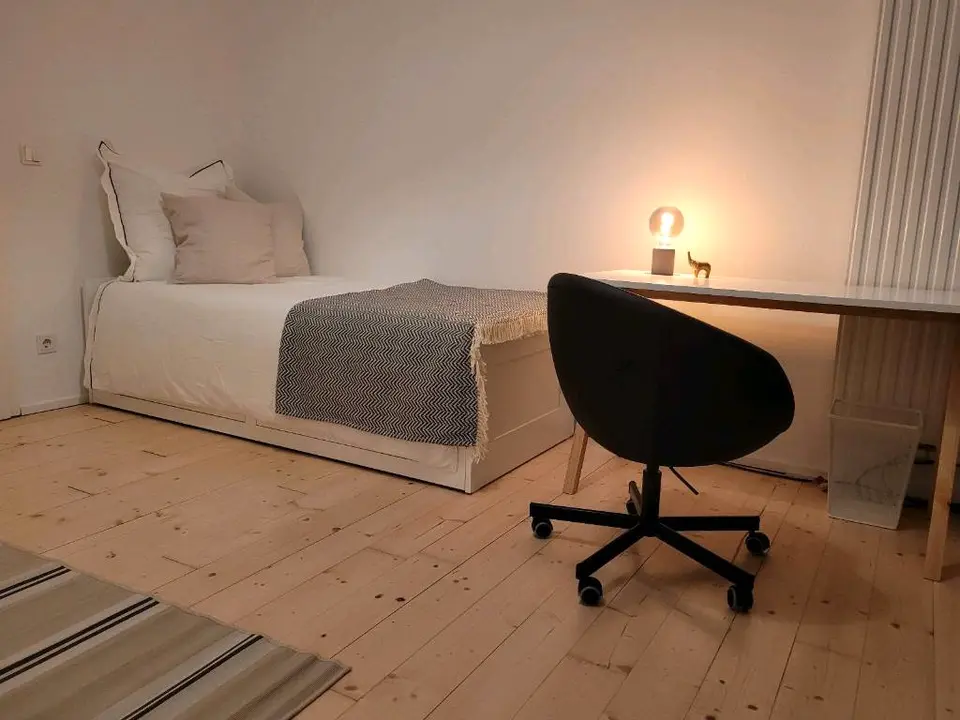 WG-Zimmer mit 77 m² in Düsseldorf – Bild 4