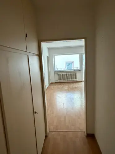 1 Zimmer Wohnung mit 29 m² in Frankfurt am Main – Bild 2