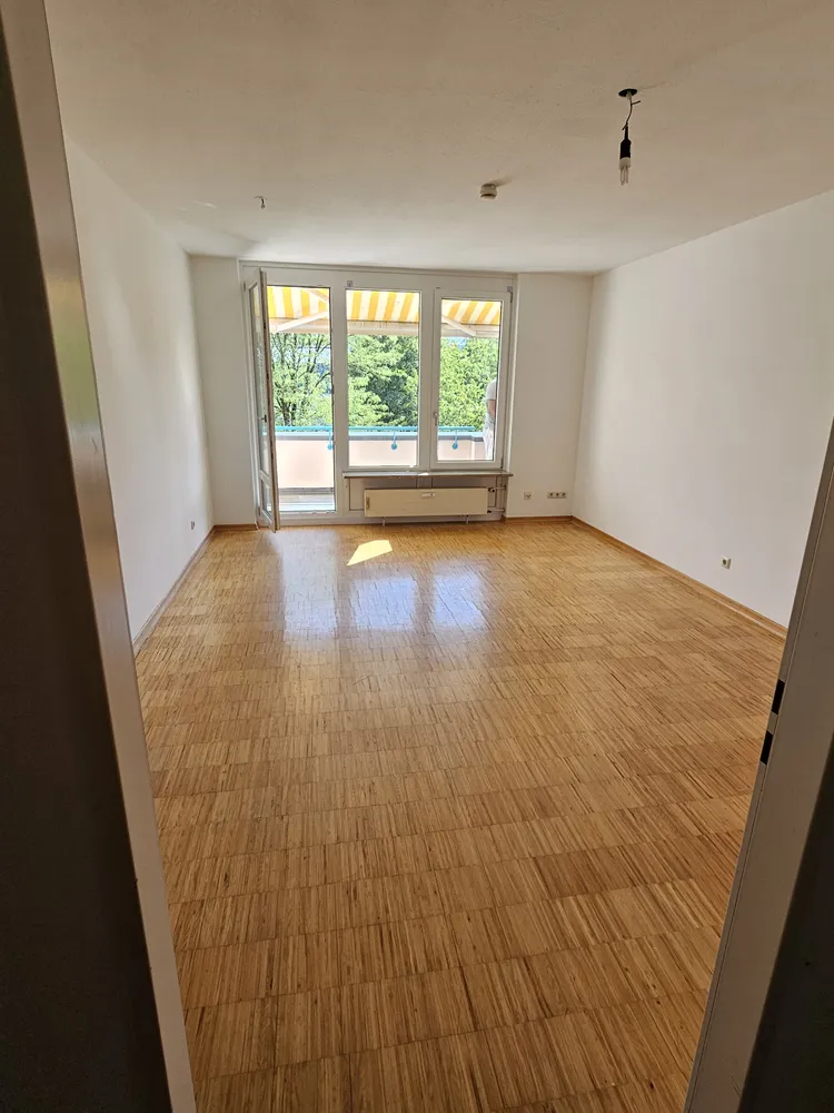 3 Zimmer Wohnung mit 78 m² in München – Bild 4
