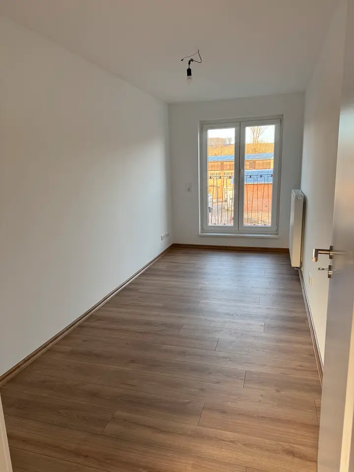 4 Zimmer Wohnung mit 110 m² in Riesa – Bild 9