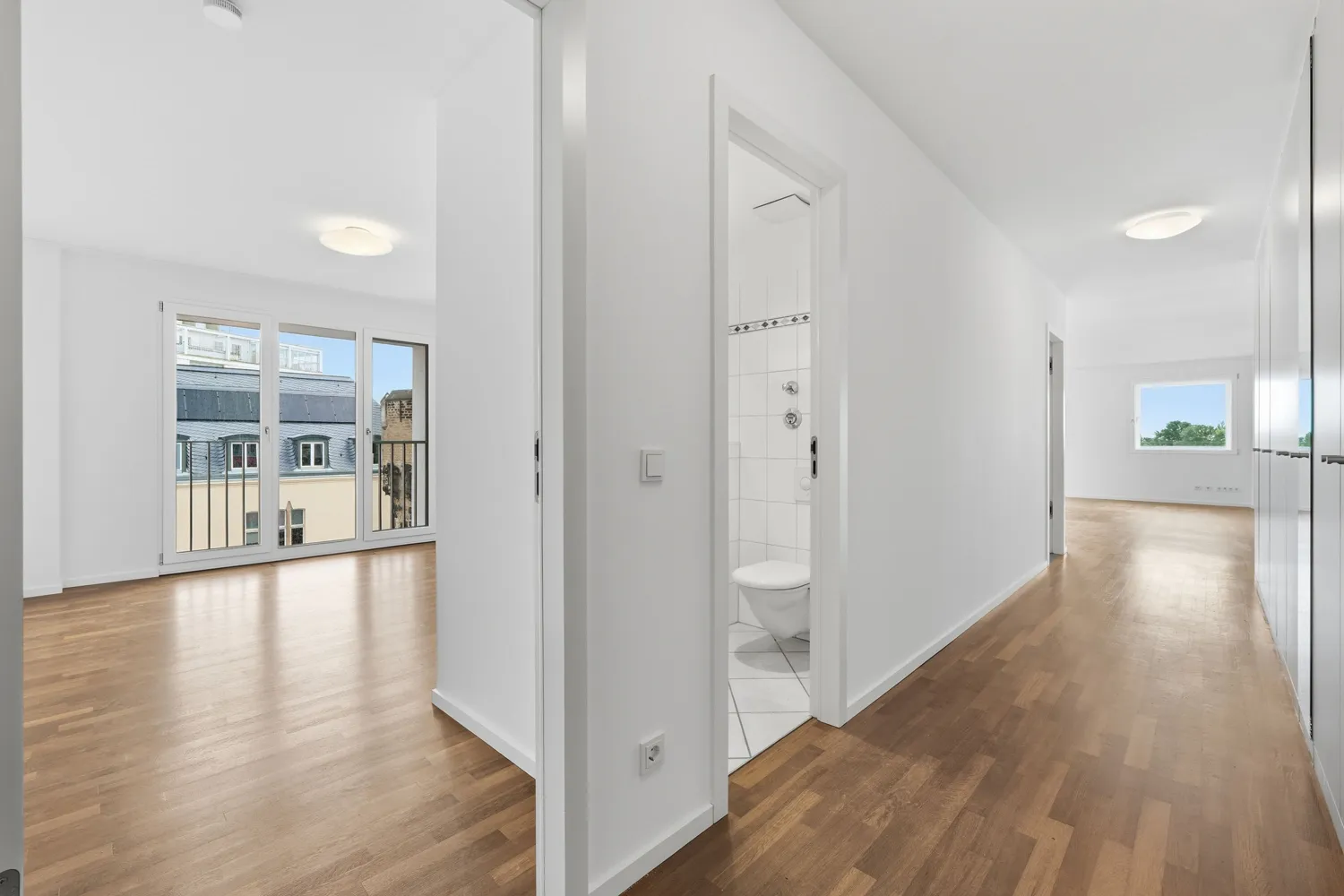 2 Zimmer Wohnung mit 110 m² in Köln – Bild 10