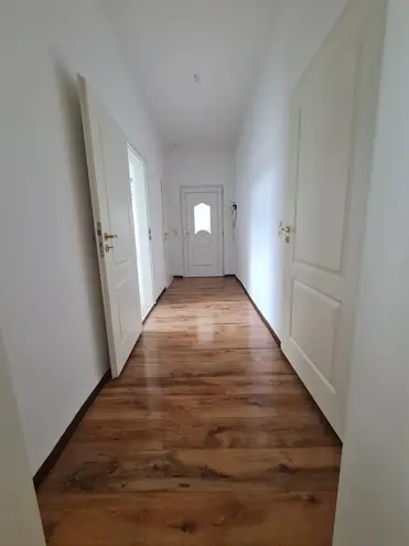 4 Zimmer Wohnung mit 115 m² in Halle (Saale) – Bild 2