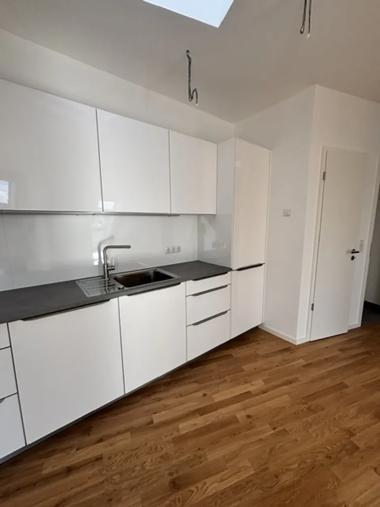 2 Zimmer Wohnung mit 76 m² in Berlin – Bild 5