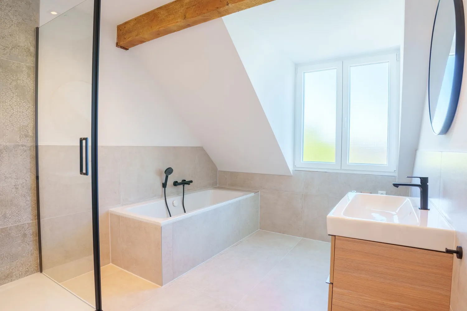 2 Zimmer Wohnung mit 125 m² in Essen – Bild 9