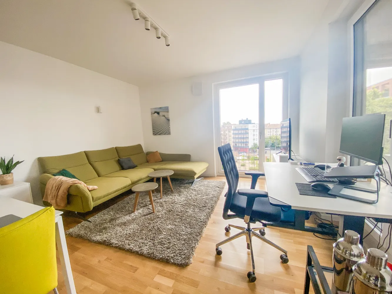 2 room apartment with 58 m² in Frankfurt am Main – Photo 2