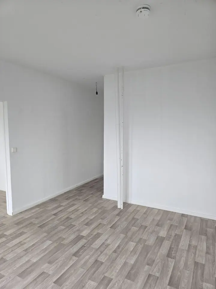 4 Zimmer Wohnung mit 70 m² in Halle (Saale) – Bild 2