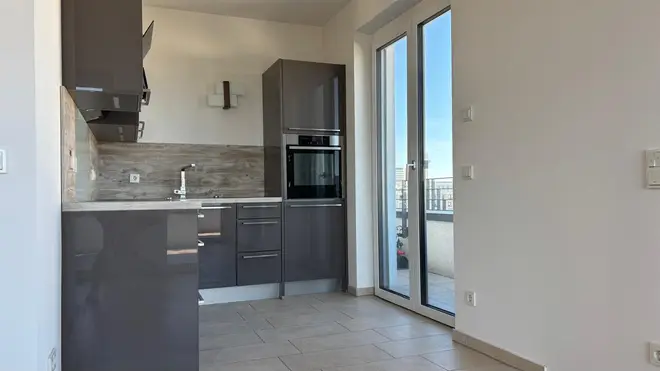 2 Zimmer Wohnung mit 92 m² in Frankfurt am Main – Bild 10