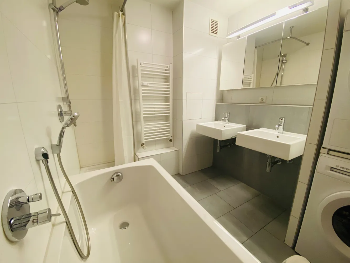 4 Zimmer Wohnung mit 110 m² in Stuttgart – Bild 9