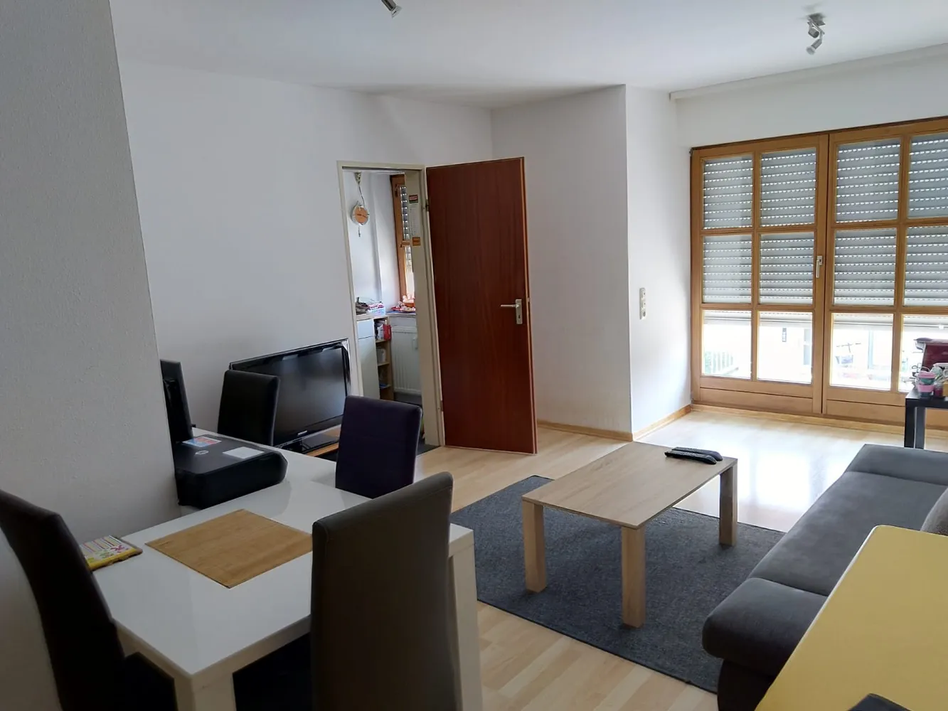 2 Zimmer Wohnung mit 42 m² in Augsburg – Bild 1
