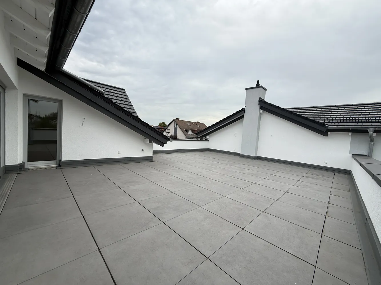 5 room apartment with 219 m² in Rodgau – Photo 7