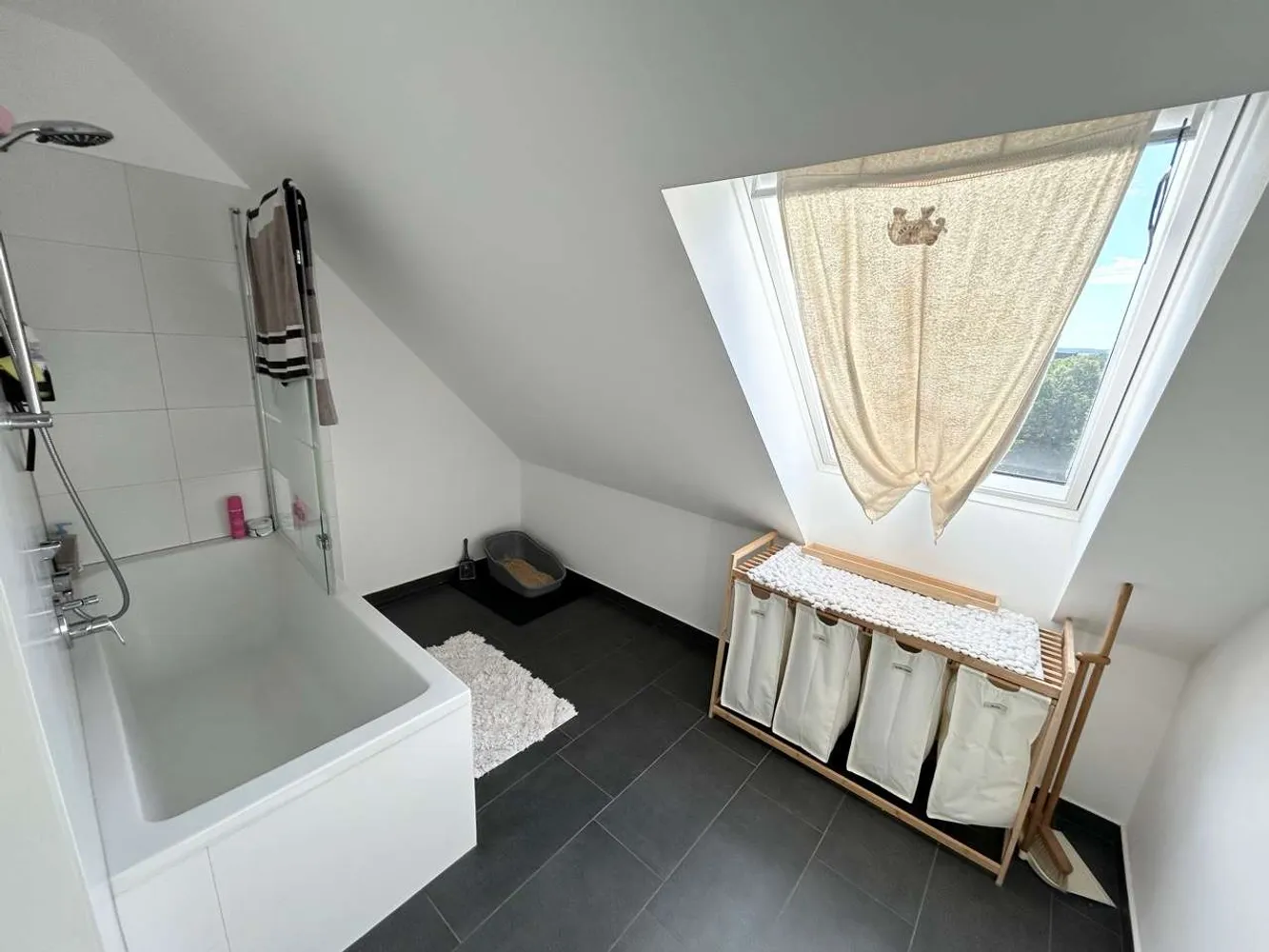 3 room apartment with 104 m² in Chemnitz – Photo 4