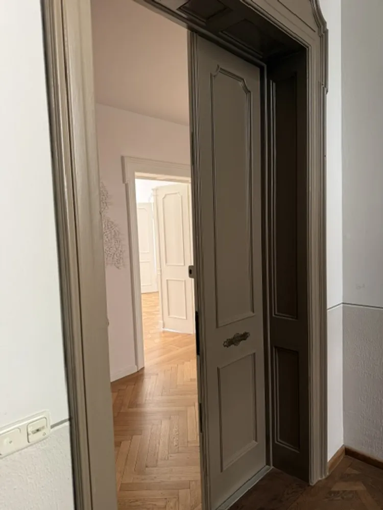6 Zimmer Wohnung mit 190 m² in München – Bild 5