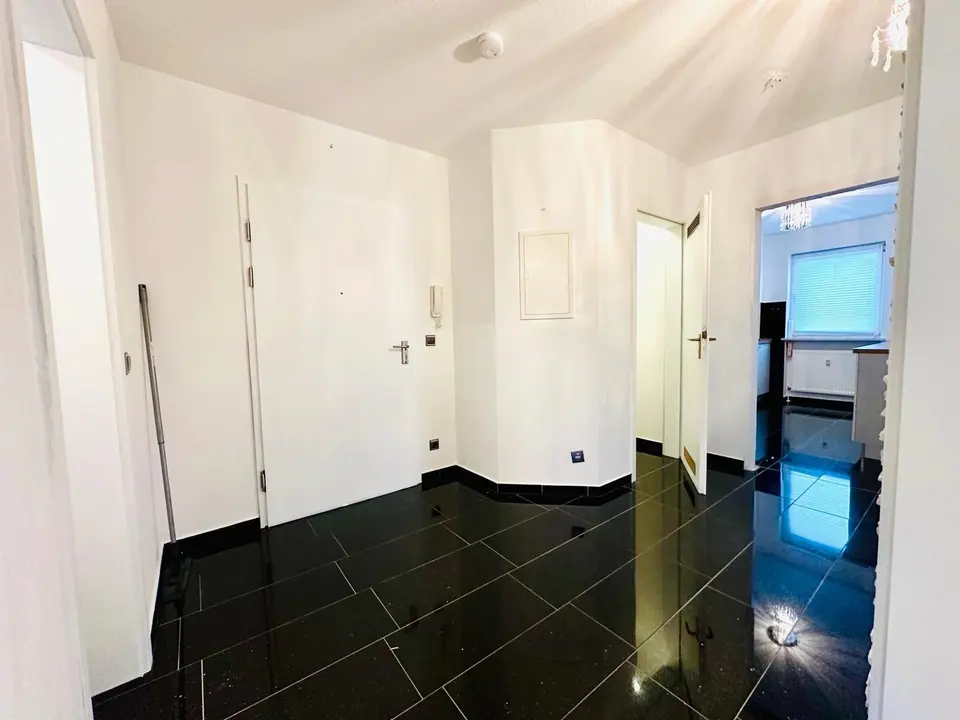 2 Zimmer Wohnung mit 65 m² in Nürnberg – Bild 4