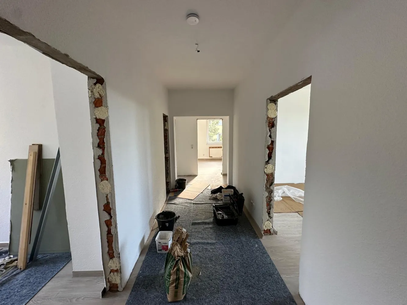 5 Zimmer Wohnung mit 98 m² in Borna – Bild 1