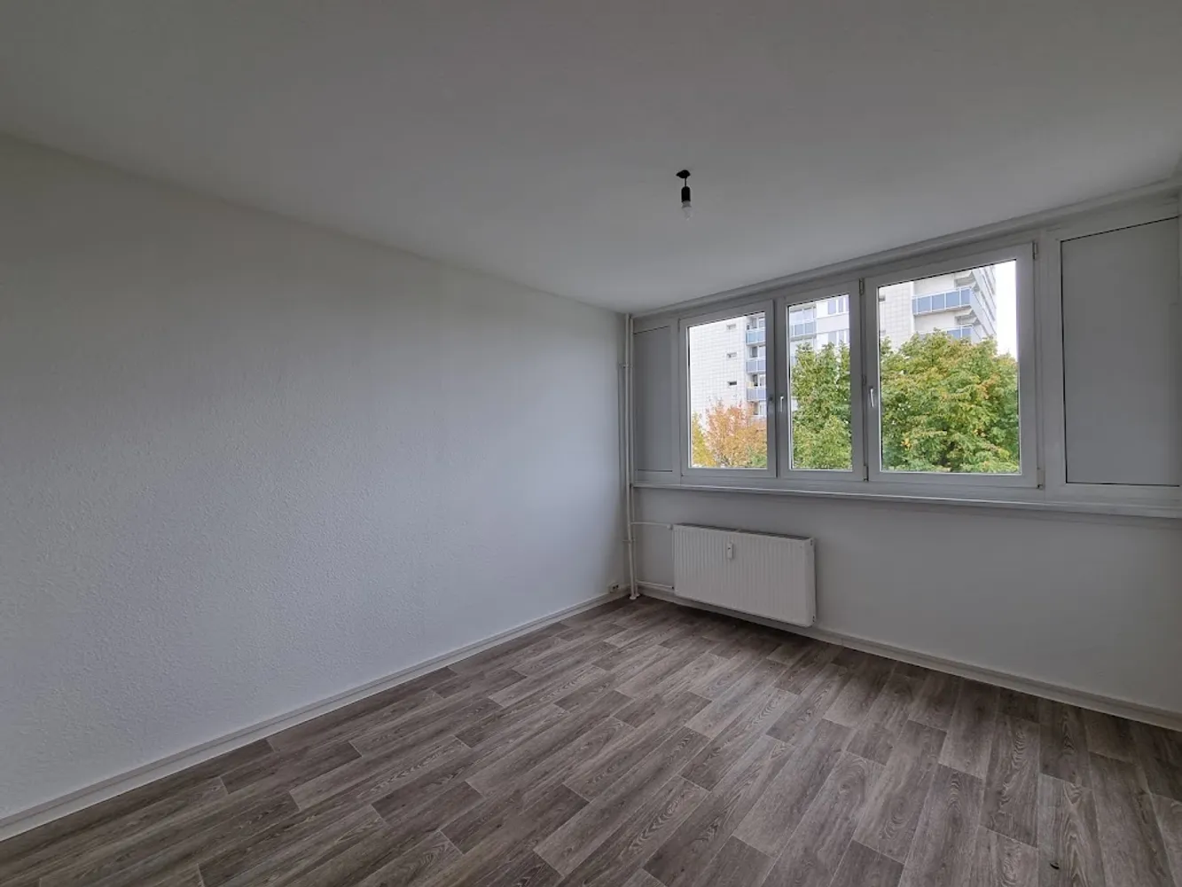 4 Zimmer Wohnung mit 80 m² in Halle (Saale) – Bild 3
