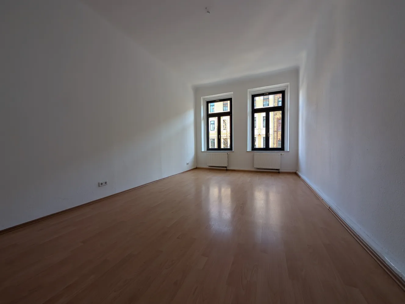 4 Zimmer Wohnung mit 108 m² in Leipzig – Bild 2