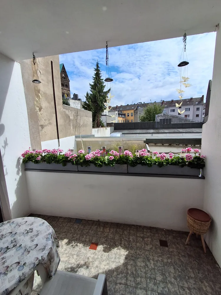 2 room apartment with 55 m² in Krefeld – Photo 3