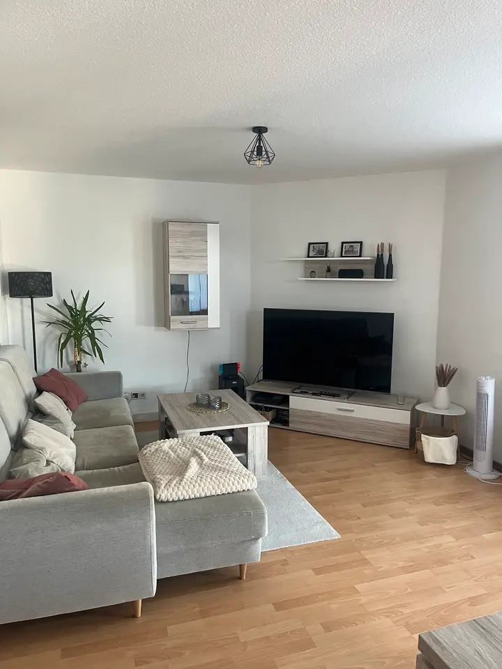 3 Zimmer Wohnung mit 74 m² in Gera – Bild 1