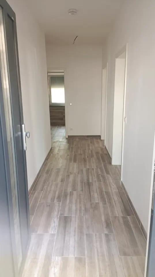3 Zimmer Wohnung mit 95 m² in Falkensee – Bild 2