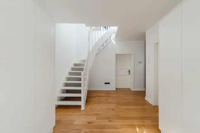 2 Zimmer Wohnung mit 100 m² in Düsseldorf – Bild 11