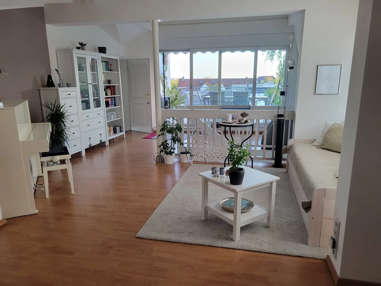 8 Zimmer Haus mit 240 m² in Hofheim am Taunus – Bild 1