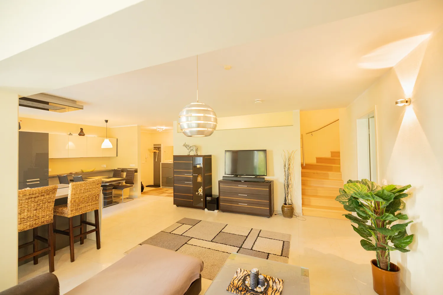 3 Zimmer Wohnung mit 120 m² in Braunschweig – Bild 3