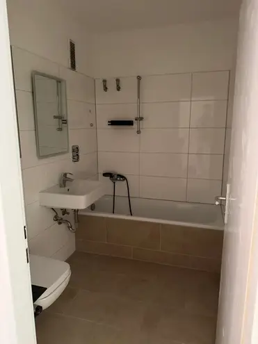 2 Zimmer Wohnung mit 56 m² in Frankfurt am Main – Bild 5