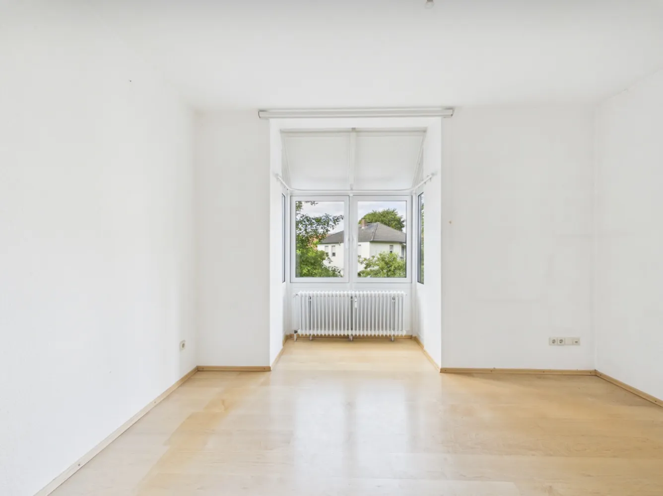 4 Zimmer Wohnung mit 140 m² in Detmold – Bild 3