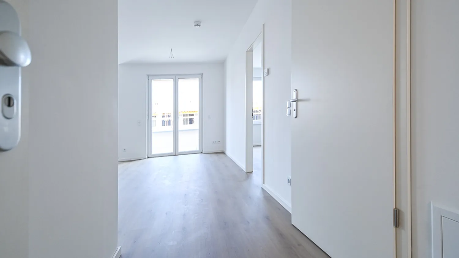 2 Zimmer Wohnung mit 58 m² in Berlin – Bild 6