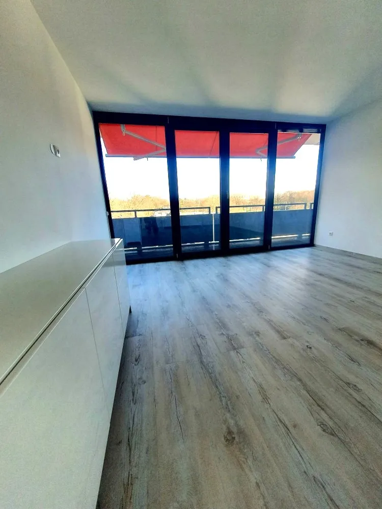 2 Zimmer Wohnung mit 81 m² in Nürnberg – Bild 2