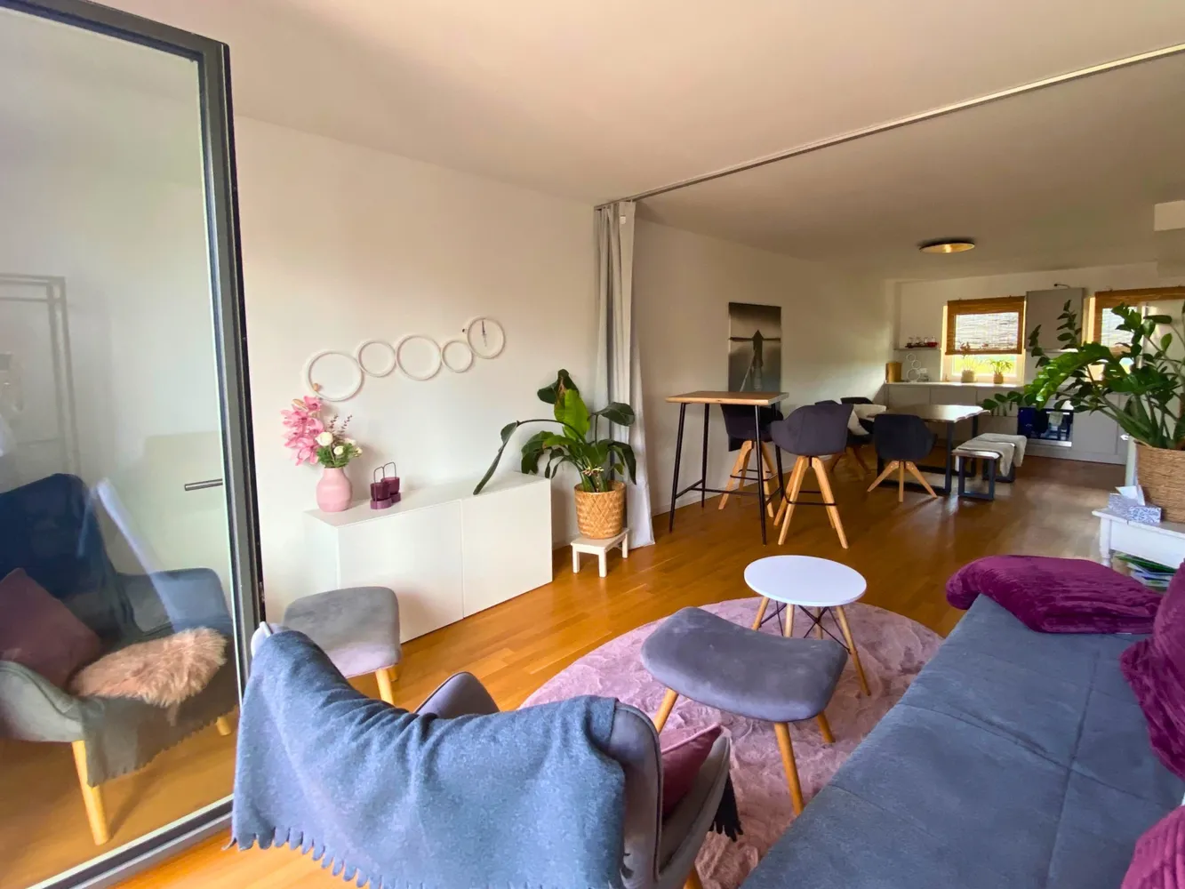 2 Zimmer Wohnung mit 81 m² in München – Bild 5