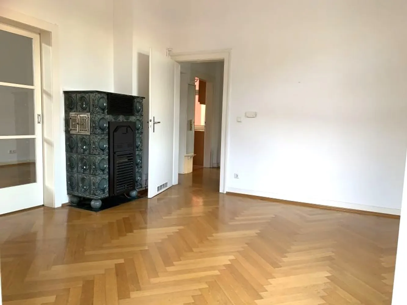 2 room apartment with 60 m² in Frankfurt am Main – Photo 1