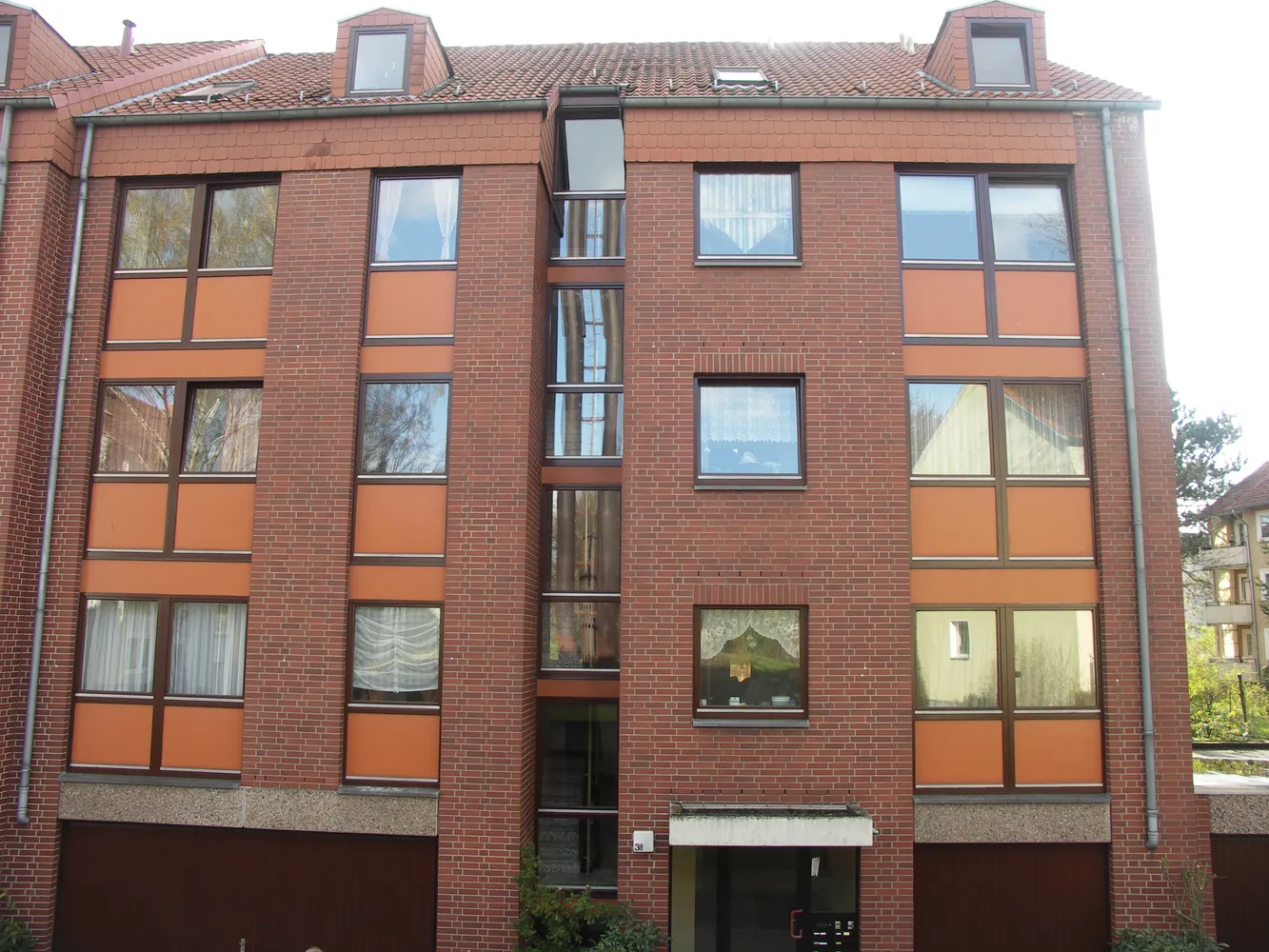 2 room apartment with 62 m² in Hanover – Photo 2