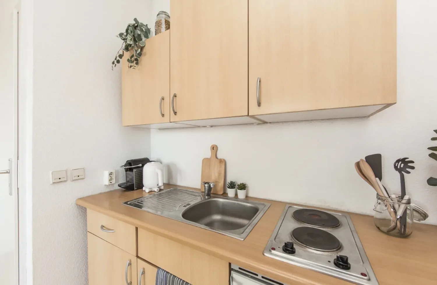 1 Zimmer Wohnung mit 25 m² in Halle (Saale) – Bild 1