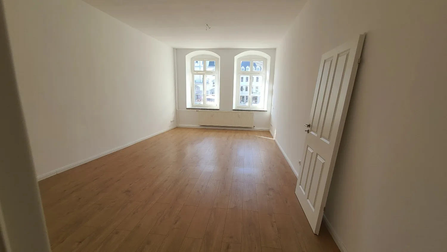 3 Zimmer Wohnung mit 108 m² in Gera – Bild 1