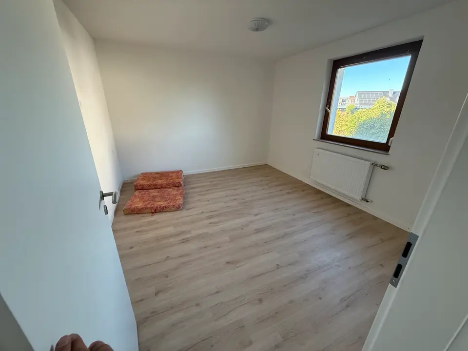 5 Zimmer Wohnung mit 103 m² in Herrenberg – Bild 6