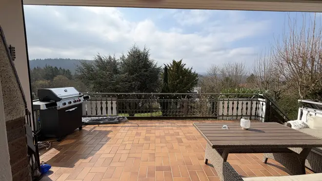 12 Zimmer Haus mit 380 m² in Pforzheim – Bild 3
