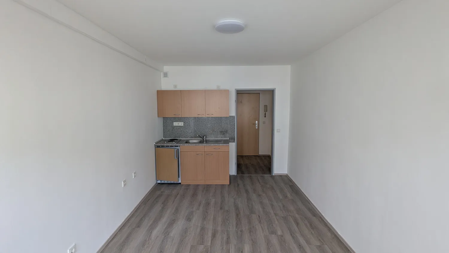1 Zimmer Wohnung mit 28 m² in Köln – Bild 8