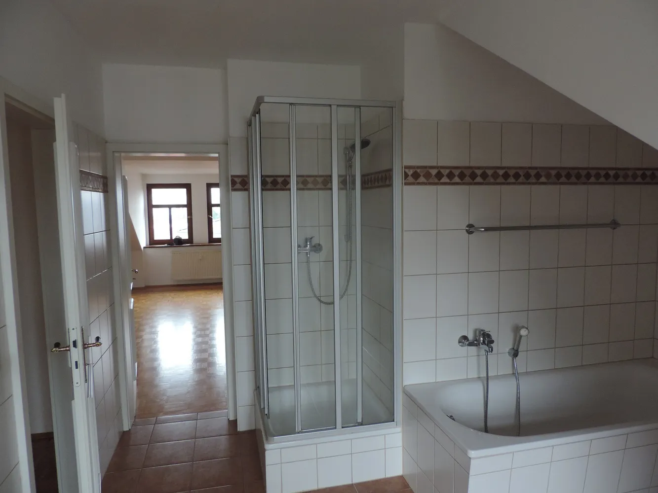 3 room apartment with 103 m² in Radebeul – Photo 6