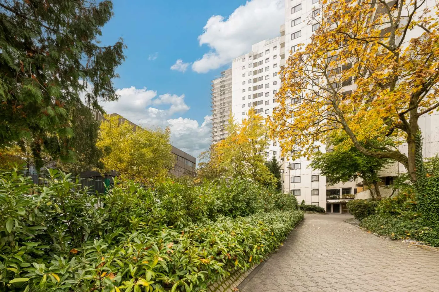 1 Zimmer Wohnung mit 30 m² in Frankfurt am Main – Bild 10