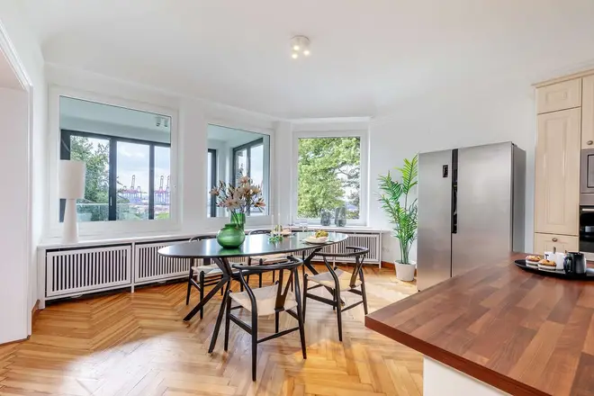 4 Zimmer Wohnung mit 166 m² in Hamburg – Bild 5