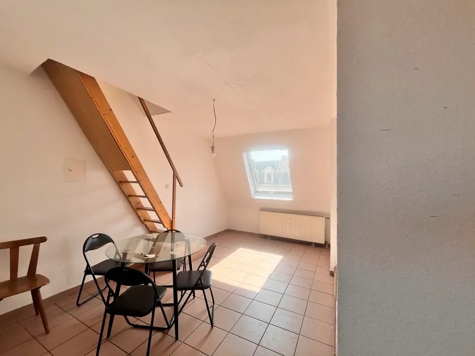 6 Zimmer Wohnung mit 125 m² in Saarbrücken – Bild 3