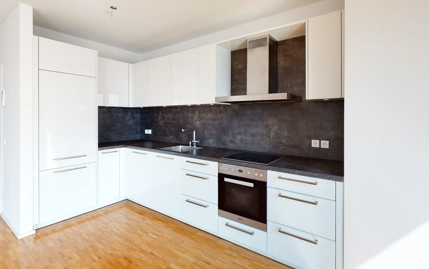 4 Zimmer Wohnung mit 120 m² in Frankfurt am Main – Bild 6